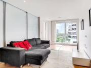 Flat to rent in Townmead Road, London SW6