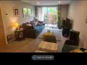 Flat to rent in Union Lane, Isleworth TW7