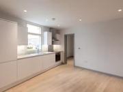 Flat to rent in Uxbridge Road, London W12