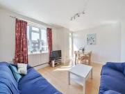 Flat to rent in Vauxhall Street, London SE11