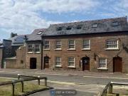 Flat to rent in Victoria Road, Chesham HP5