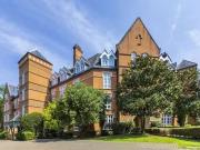 Flat to rent in Virginia Park, Virginia Water GU25