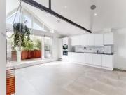 Flat to rent in Wadeson Street, Bethnal Green E2