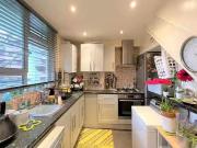 Flat to rent in Walworth Place, London SE17