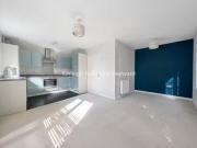 Flat to rent in Waratah Drive, Chislehurst, Kent BR7