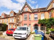 Flat to rent in Warwick Road, Ealing, London W5