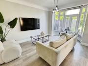 Flat to rent in Wentworth Gardens, London N13