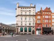 Flat to rent in West Smithfield, London EC1A