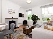 Flat to rent in Weston Street, London SE1