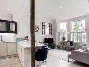 Flat to rent in Willesden Lane, London NW2
