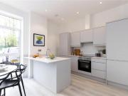 Flat to Rent in Wokingham Parkview House WOL210186