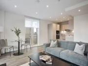 Flat to rent in Wolff House, Ridgeway Views NW7, London