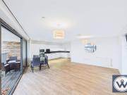 Flat to Rent: Kingfisher Heights, Newham, E16