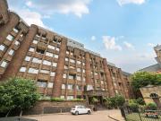 Flat to rent Molesworth Street, London, SE13