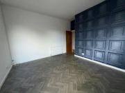 Flat to rent on