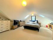 Flat to rent on