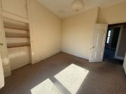 Flat to rent on