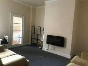 Flat to rent on
