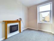 Flat to rent on