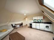 Flat to rent on