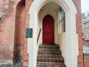 Flat to rent on Flat to rent on