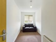 Flat to rent on