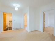 Flat to rent on