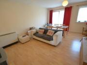 Flat to rent on Flat to rent on
