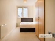 Flat to rent on