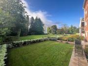 Flat to rent on
