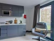 Flat to rent on