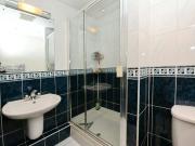 Flat to rent on Flat to rent on