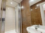 Flat to rent on