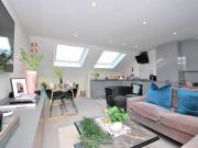 Flat to rent Ulverscroft Road, London, SE22