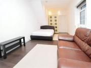 Flat to rent, Waverley Avenue, Whitton, TW2 £950 pcm