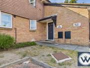 Flat to Rent: Windsor Park Road, UB3