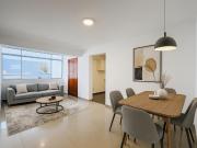 Flat ubicado en Primer Piso Elevado