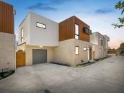 Flawless new home minutes to the beach