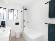 Flawlessly modernised penthouse apartment with north...