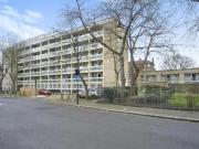 Flaxman Road, London, 3 Bedroom Flat