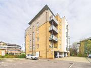 Fleming Place, Bracknell, Berkshire RG12, 2 bed flat to...