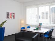 Flexibel gestaltbare Bürofläche mit Bistro vor Ort