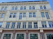 Flexible Gewerbefläche mit Parkplätzen + Lager in...