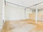 Flexibles Lager in modernem Gewerbehaus