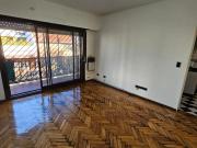 FLORESTA,3AMB,1PISO,ESCALER,MUY BUEN ESTADO...