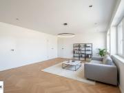 Florianigasse 29: DG Wohnung nach Wunsch saniert 3...