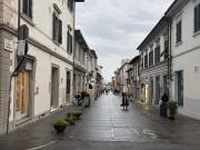 FONDO COMMERCIALE in AFFITTO a SESTO FIORENTINO CENTRO...