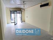 FONDO COMMERCIALE in VENDITA a LIVORNO PERIFERIA EST