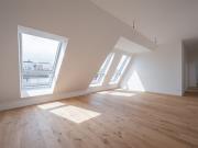 FonteFlats+ Fantastischer 4 Zimmer Dachgeschoss...