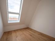 FonteFlats+ Fantastischer 4 Zimmer Dachgeschoss...